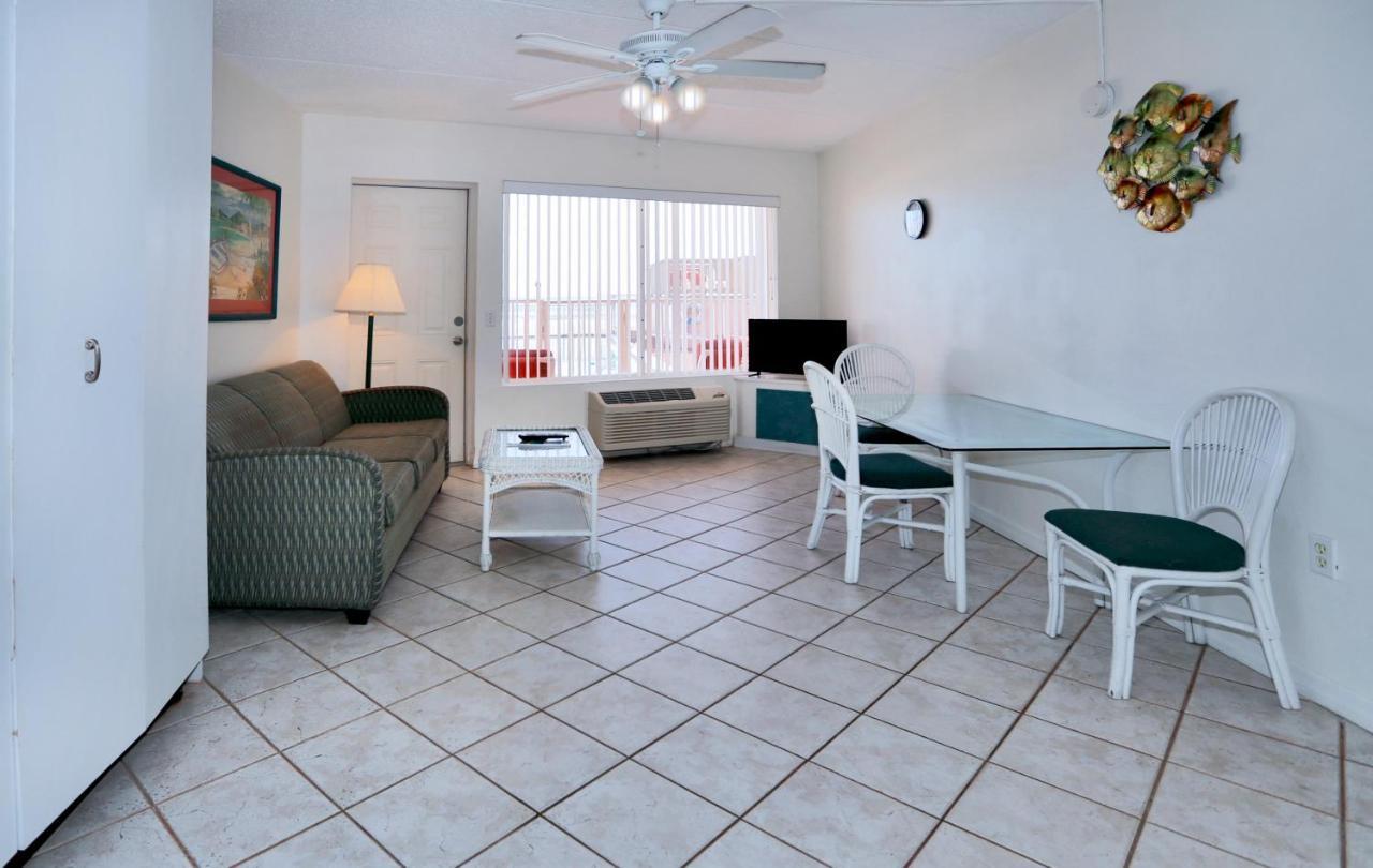 Club Sea Oats By Capital Vacations Motel Daytona Beach Shores Exterior photo